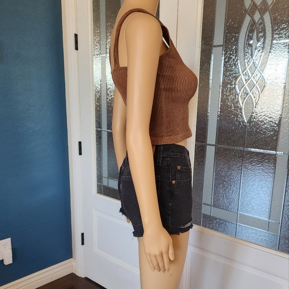 BELLA SEAMLESS BY FREE PEOPLE TOP SZ M - Picture 3 of 16